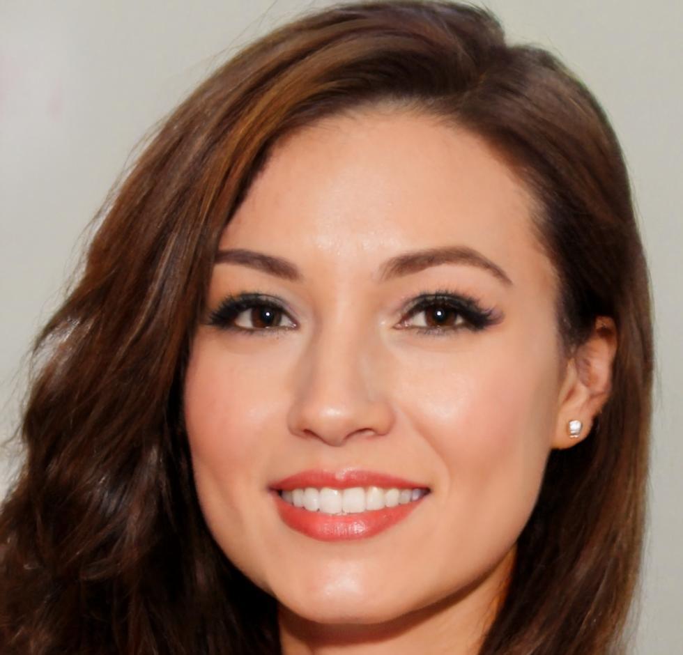 Lyrianne Keswick, Lead Floral Designer